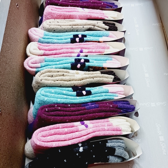 ⚫️ 12 Lamb Wool Crew 'Valentines Day Heart' Winter Boot Socks Size 9-11 … - Picture 12 of 13